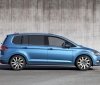 Volkswagen Touran 2015 (11).jpg