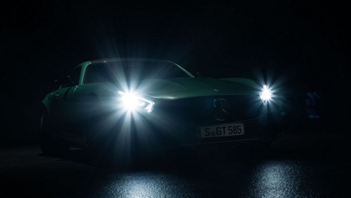 Mercedes teases the AMG GT R Mercedes teases the AMG GT R