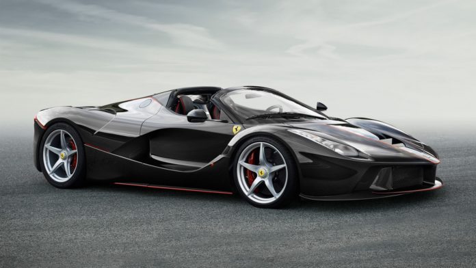 2016 Paris auto show: LaFerrari Aperta