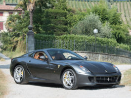 A manual Ferrari 599 GTB is heading to auction A manual Ferrari 599 GTB is eading to auction