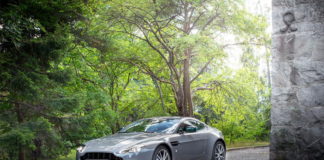 Aston Martin V8 Vantage S Swedish Forest Edition Aston Martin V8 Vantage S Swedish Forest Edition
