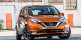 2017 Nissan Versa and Juke Black Pearl Edition 2017 Nissan Versa and Juke Black Pearl Edition