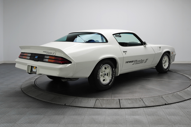 Car Legends Chevrolet Camaro Z28 Stage II Yenko Turbo Z