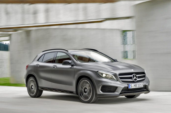 Mercedes will present the GLA facelift at the Detroit motor show