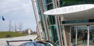A Pagani Huayra BC with green carbon A Pagani Huayra BC with green carbon