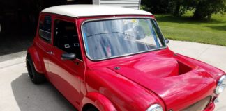1962 Austin Mini Cooper with an Acura engine for sale 1962 Austin Mini Cooper with an Acura engine for sale