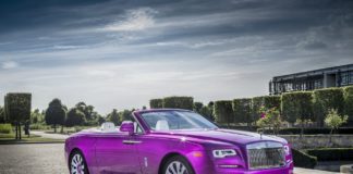 A purple Rolls-Royce Dawn A purple Rolls-Royce Dawn