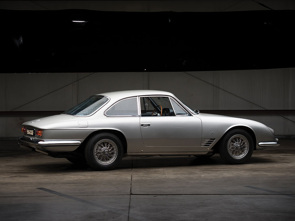 A very rare 1964 Maserati 5000 GT Coupe by Michelotti is headign to auction (2)