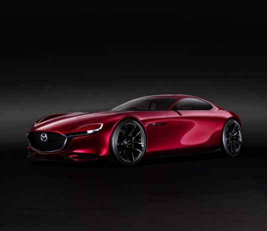 Mazda patents an engine with two turbos and an electric supercharger Mazda patents an engine with two turbos and an electric supercharger