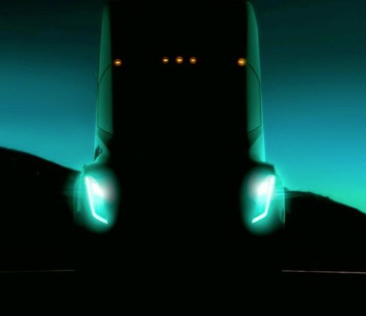 Tesla’s Semi Truck will have a range of 200 to 300 miles Tesla's Semi Truck will have a range of 200 to 300 miles